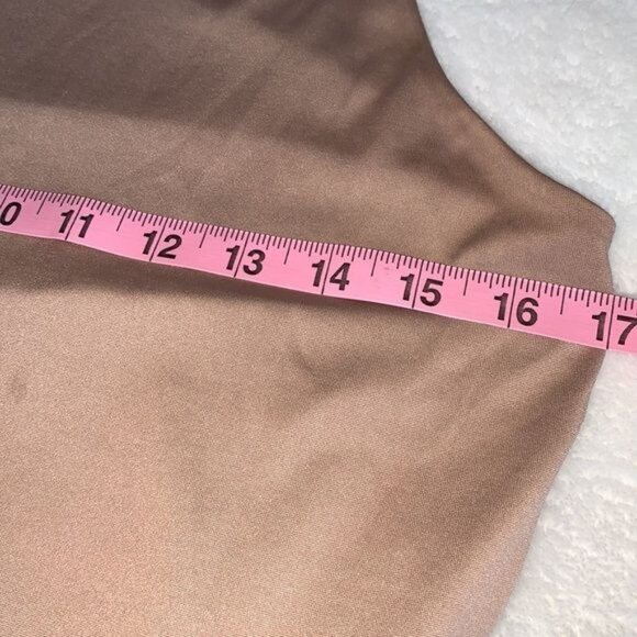 And Now This Womens Tan Sleeveless Bodysuit L Polyester/Spandex Blend Snap Closu - Picture 10 of 11